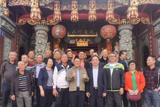 《全城風(fēng)暴》電影在福建泉州石獅玉湖下房祖宇吳氏宗祠開(kāi)機(jī)