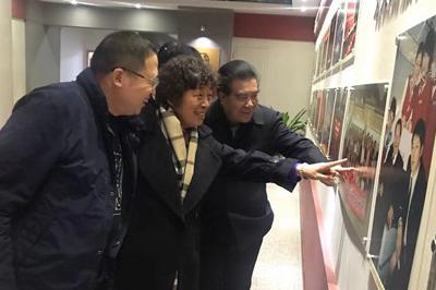 親情濃濃   和音裊裊——泰伯吳氏祖地宗親總會部分宗親走進華西村參觀學習