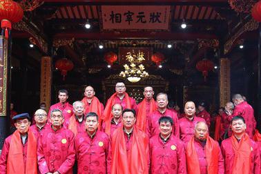 福建安溪縣吳氏宗親參加泉州吳氏大宗祠冬祭典禮
