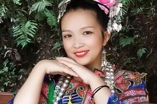 侗歌指導(dǎo)老師吳團花