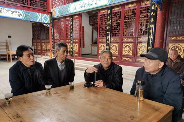 鄂冶吳氏宗親會(huì)拜訪南河六莊理事會(huì)側(cè)記